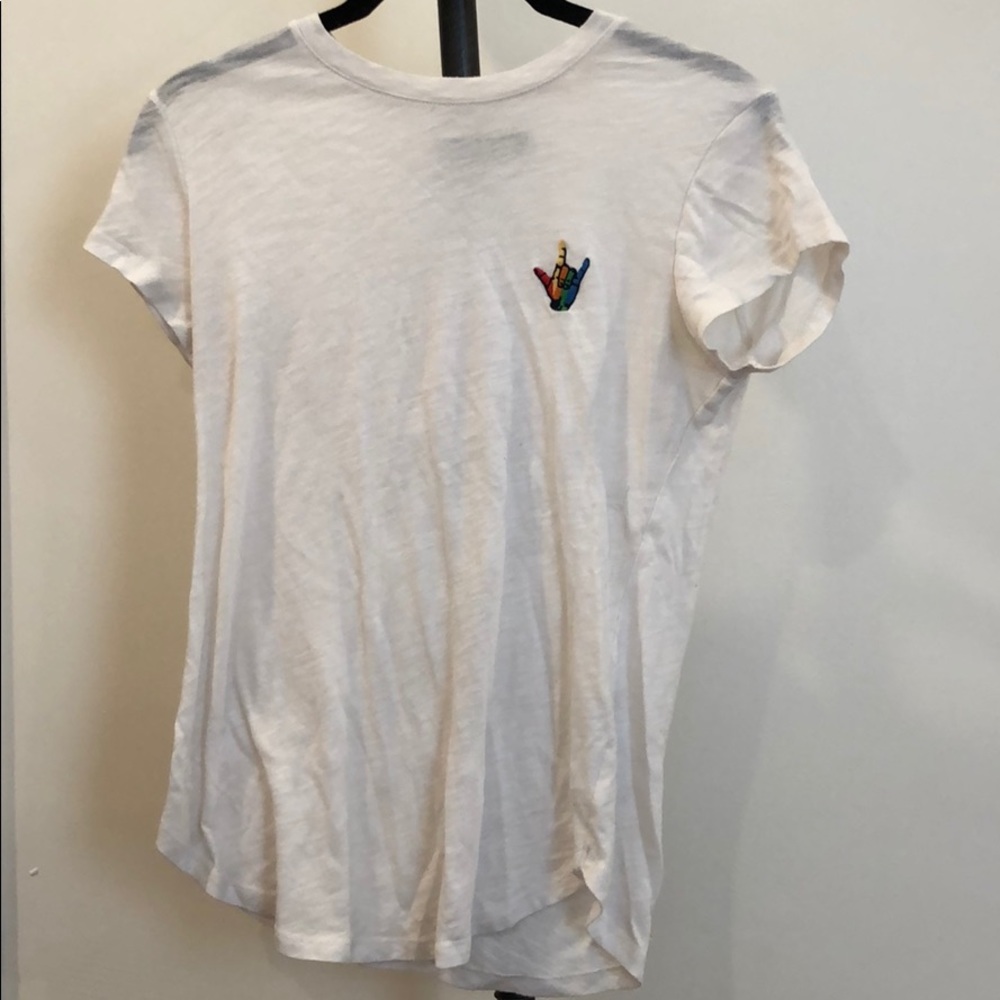 Rainbow hand tshirt